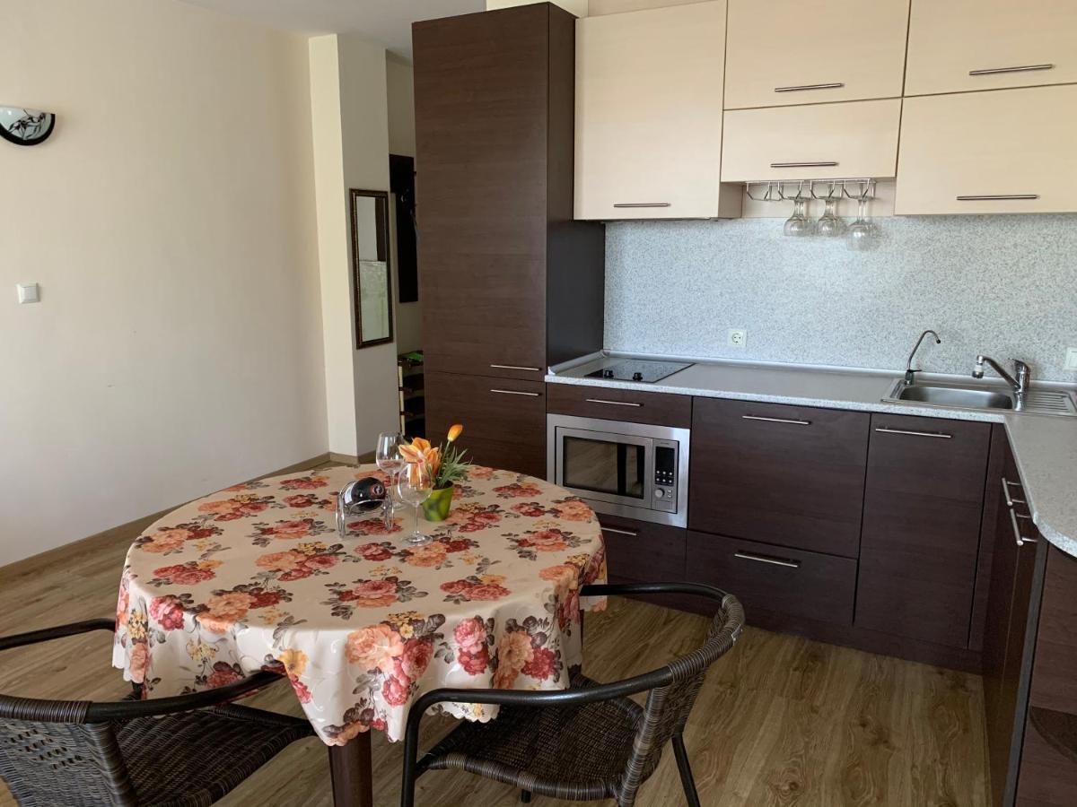 Аппартамент Pines Beach Resort Byala  Eksteriør billede