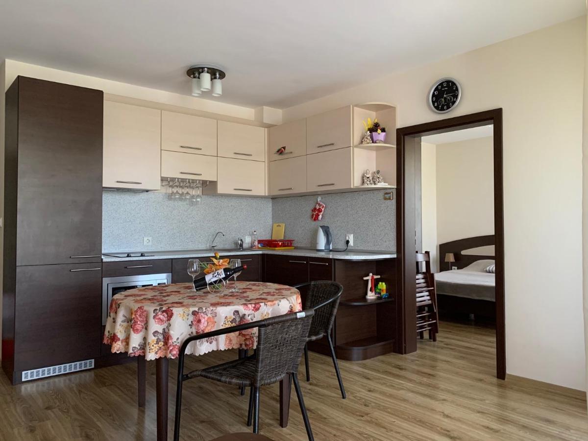 Аппартамент Pines Beach Resort Byala  Eksteriør billede